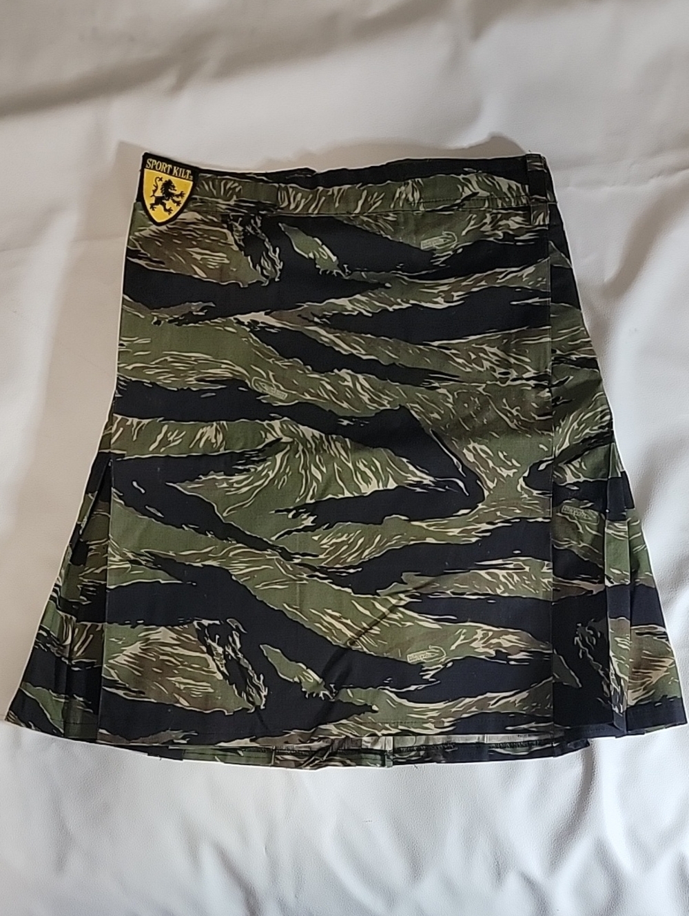 Sport Kilt Vintage Tiger Stripe Camo Pleated Utility Kilt Men's Large USA